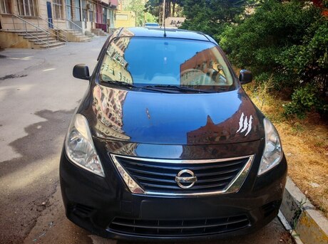 Nissan Sunny 2013