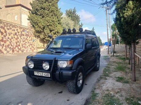 Mitsubishi Pajero 1994