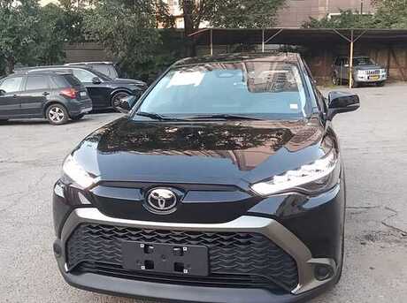 Toyota  2025