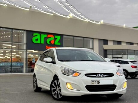 Hyundai Accent