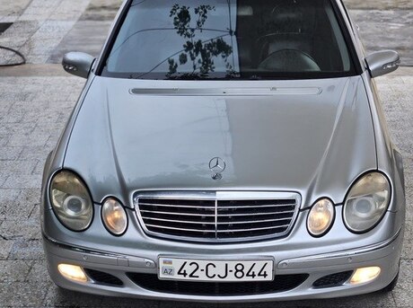 Mercedes E 220 d 2002
