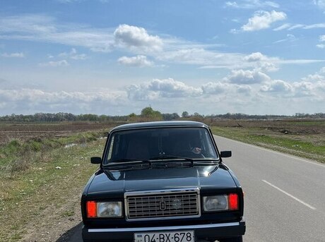 LADA (VAZ) 2107 2010