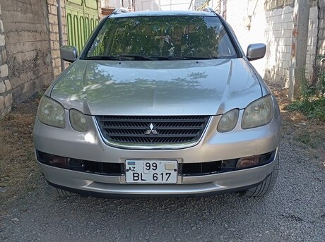 Mitsubishi Airtrek 2002