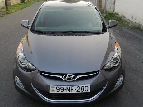 Hyundai Elantra 2013