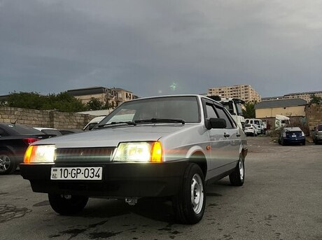 LADA (VAZ) 21099 2000