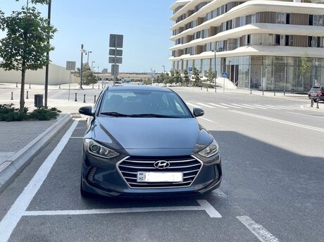 Hyundai Elantra 2016