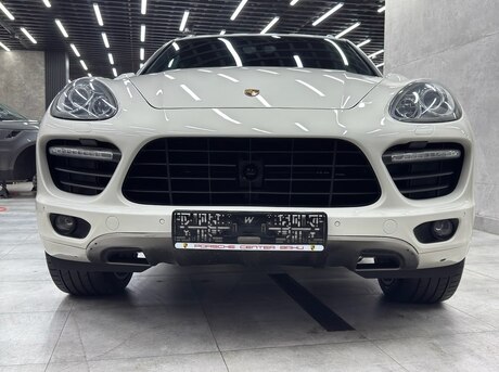 Porsche Cayenne S