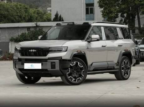 BYD Leopard 8