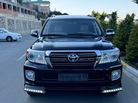 Toyota Land Cruiser 2012