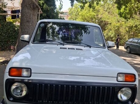 LADA (VAZ) Niva