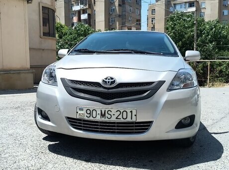 Toyota Yaris 2008