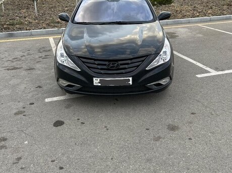Hyundai Sonata 2010