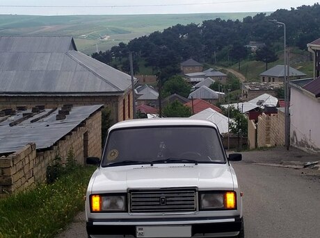 LADA (VAZ) 2107 2005