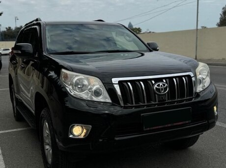 Toyota Land Cruiser Prado 2011