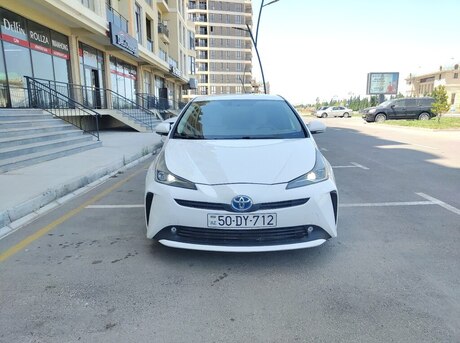 Toyota Prius 2019
