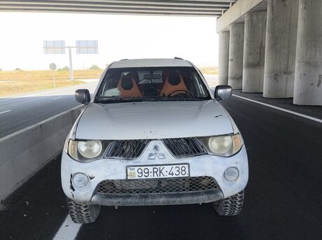 Mitsubishi L200 2008