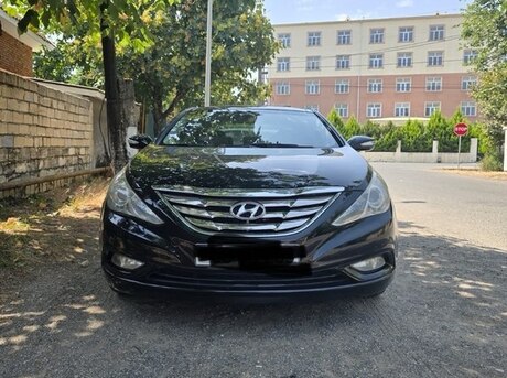 Hyundai Sonata 2010