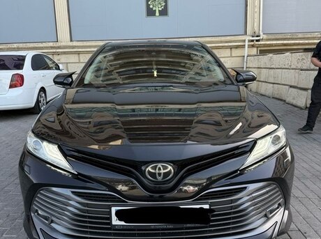 Toyota Camry 2018