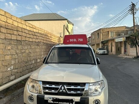 Mitsubishi Pajero 2008