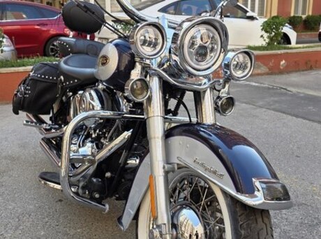 Harley-Davidson FLSTC Heritage Softail Classic