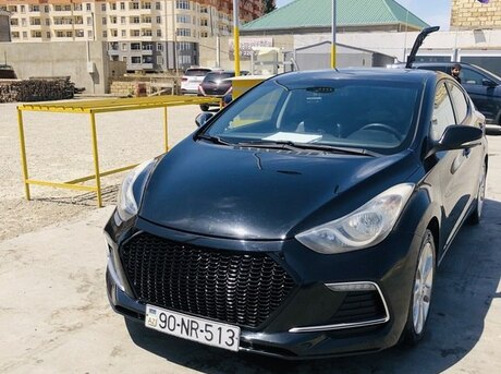 Hyundai Elantra 2012