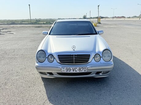 Mercedes E 220 d 2001
