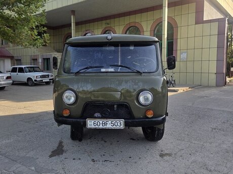 UAZ 452