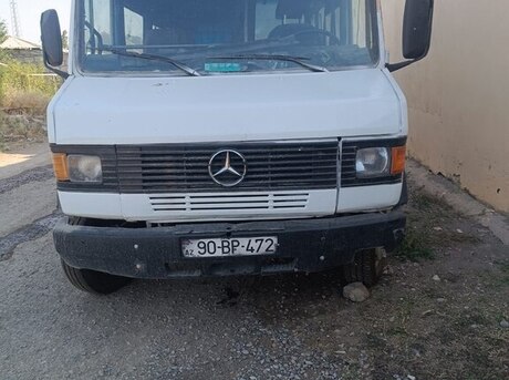 Mercedes 609 D 1993