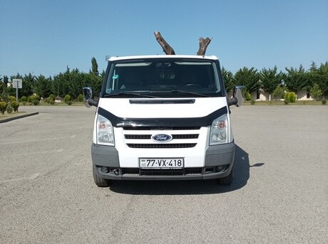 Ford Transit 2010