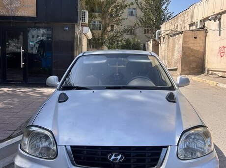 Hyundai Accent