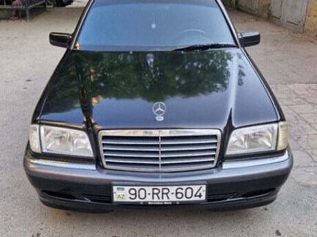 Mercedes C 180