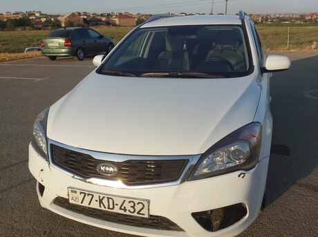 Kia  2011
