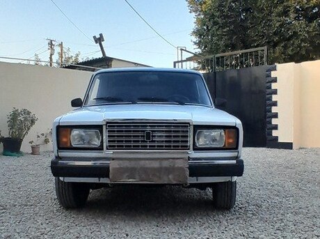 LADA (VAZ) 2107