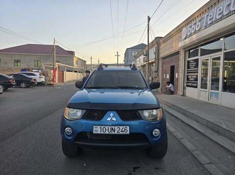 Mitsubishi L200