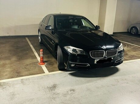 BMW 528