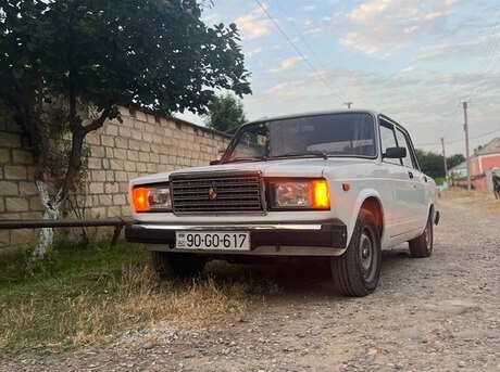 LADA (VAZ) 2107