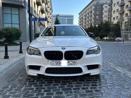 BMW 528