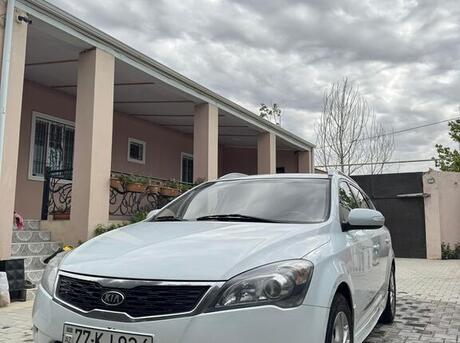 Kia  2010
