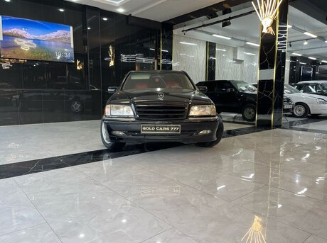 Mercedes C 230