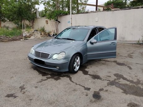 Mercedes C 180 2004
