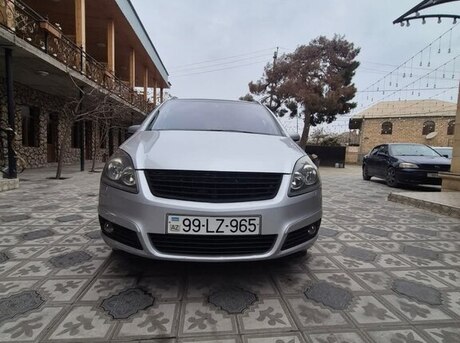 Opel Zafira 2005