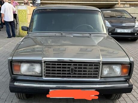 LADA (VAZ) 2107
