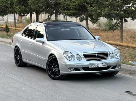 Mercedes E 240 2002