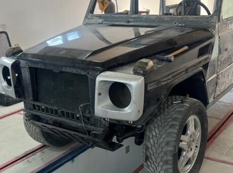Mercedes G 300