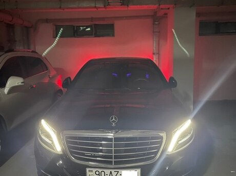 Mercedes S 500