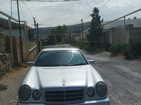 Mercedes E 220 d 1998