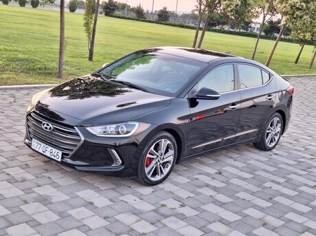 Hyundai Elantra 2016