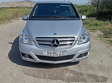 Mercedes B 180 2009