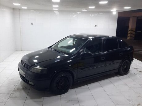 Opel Astra 2000