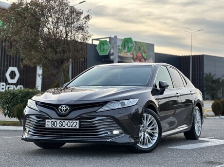 Toyota Camry 2018